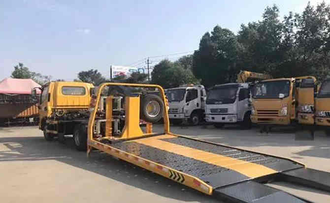 城东区汽车中途维修案例