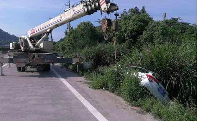 城东区重载吊车救援 城东区重载吊车救援